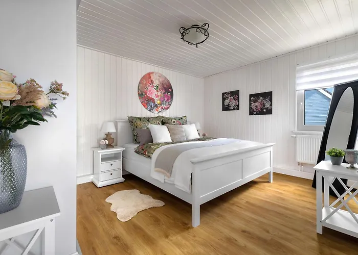 Feriehus La Petite Maison Bleue *