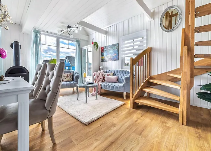 La Petite Maison Bleue